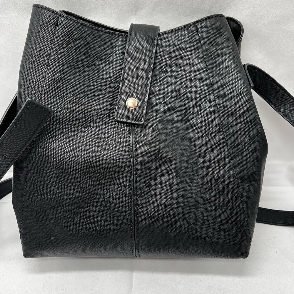 Lulu Dharma Verity Vegan Crossbody Bag (PB2)